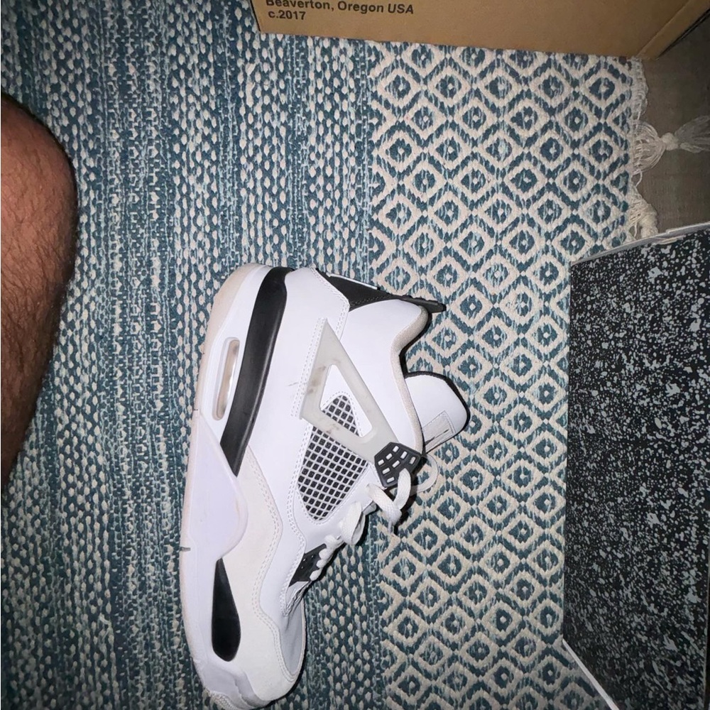 Jordan four military blacks, size 12